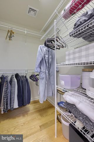 2492 SHAUB RD, Lancaster, PA 17601