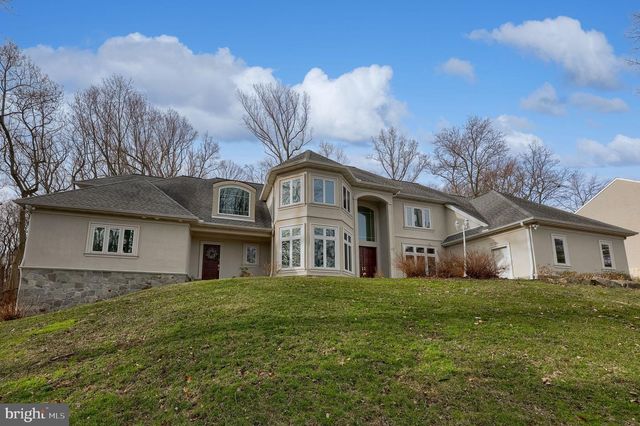 2492 SHAUB RD, Lancaster, PA 17601