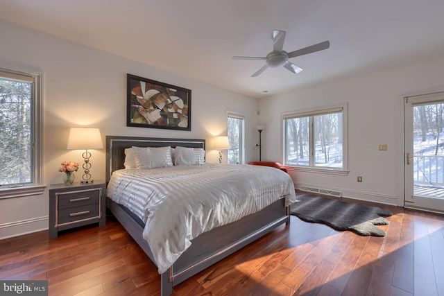 2492 SHAUB RD, Lancaster, PA 17601