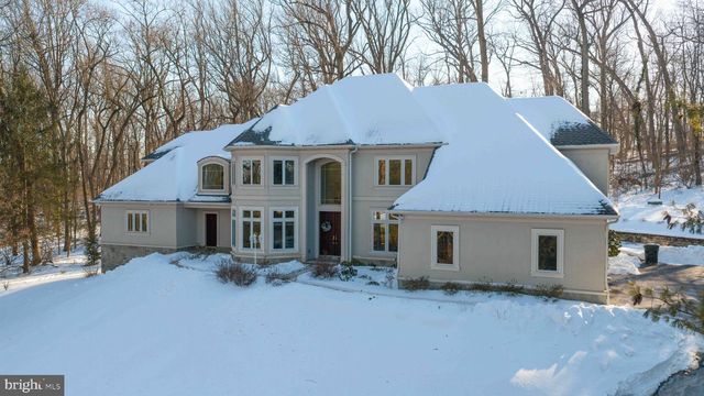 2492 SHAUB RD, Lancaster, PA 17601