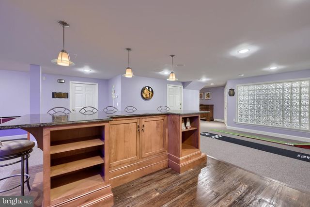 2492 SHAUB RD, Lancaster, PA 17601