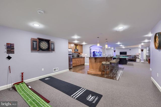 2492 SHAUB RD, Lancaster, PA 17601