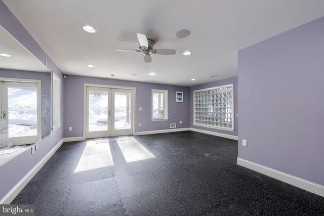 2492 SHAUB RD, Lancaster, PA 17601