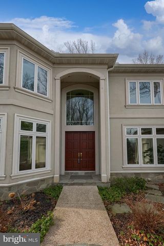 2492 SHAUB RD, Lancaster, PA 17601