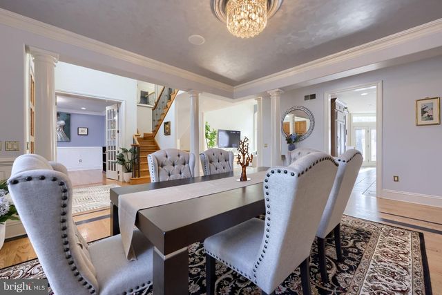 2492 SHAUB RD, Lancaster, PA 17601