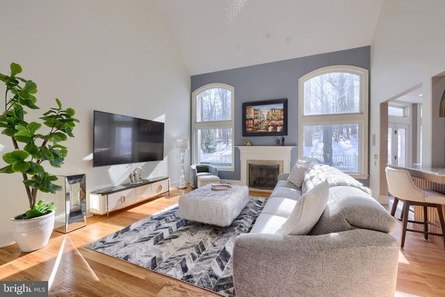 2492 SHAUB RD, Lancaster, PA 17601