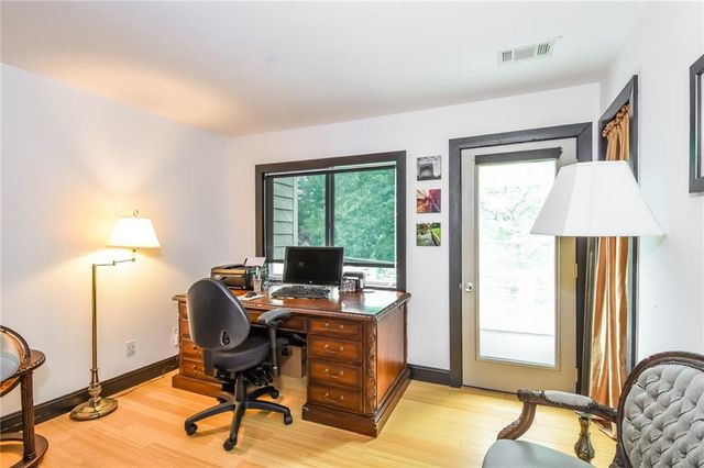 3985 Loch Highland NE Pass, Roswell, GA 30075