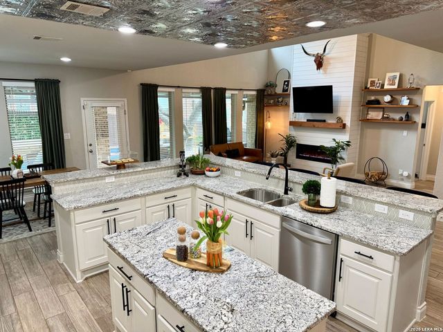 14021 Massima, San Antonio, TX 78253