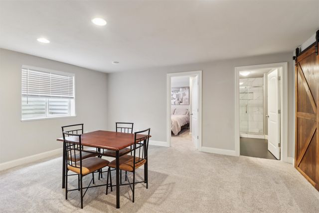 2434 River Meadows Drive, Des Moines, IA 50320