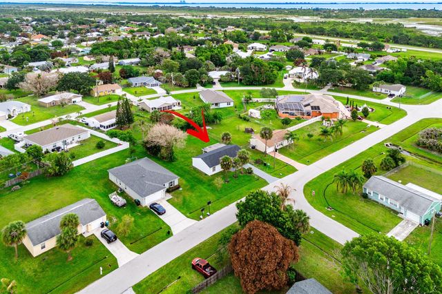 2937 SE Ironton Avenue, Port St. Lucie, FL 34952