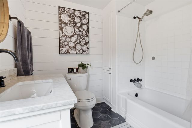 146 East Brook Road, Pittsford, NY 14534