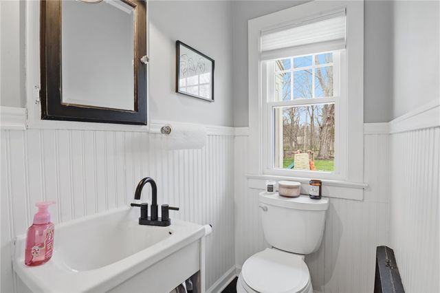 146 East Brook Road, Pittsford, NY 14534