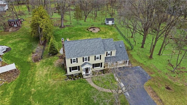 146 East Brook Road, Pittsford, NY 14534