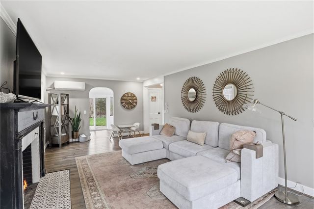 146 East Brook Road, Pittsford, NY 14534