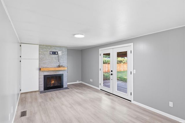 6925 LAKE CREST Court, Fort Wayne, IN 46815