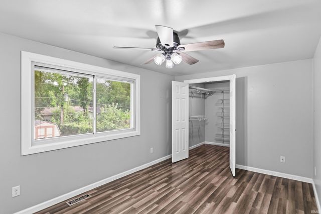 6925 LAKE CREST Court, Fort Wayne, IN 46815