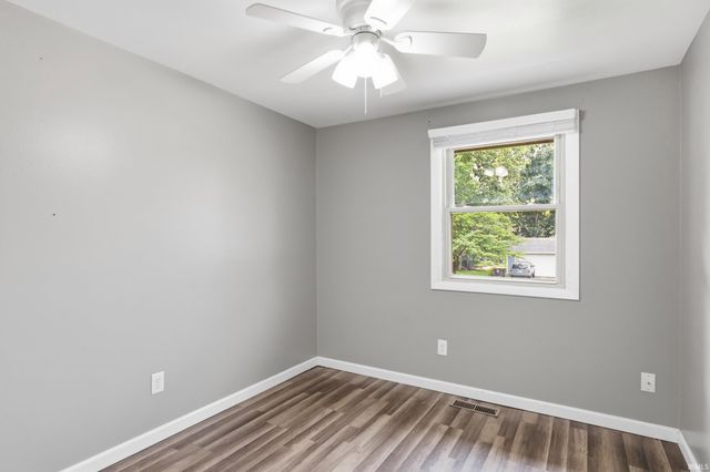 6925 LAKE CREST Court, Fort Wayne, IN 46815