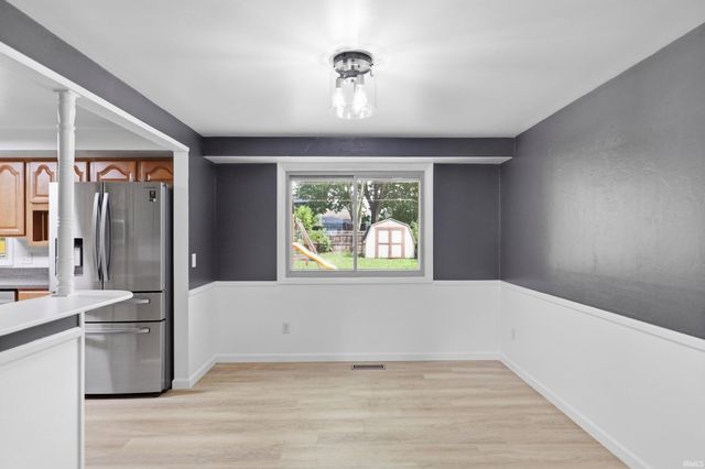 6925 LAKE CREST Court, Fort Wayne, IN 46815