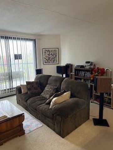 2601 Kenzie Terrace 512, Saint Anthony, MN 55418