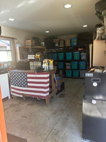 50389 E Lake Shore Drive, Silver Creek Twp, MI 49047