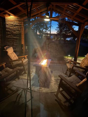 50389 E Lake Shore Drive, Silver Creek Twp, MI 49047