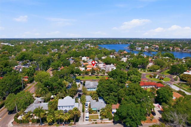 125 23RD AVENUE NE, St Petersburg, FL 33704
