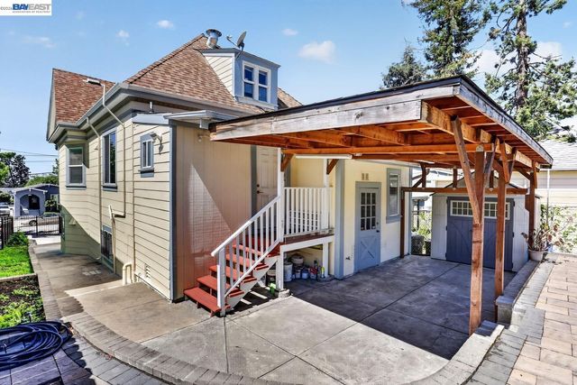 1328 E 25th St, Oakland, CA 94606