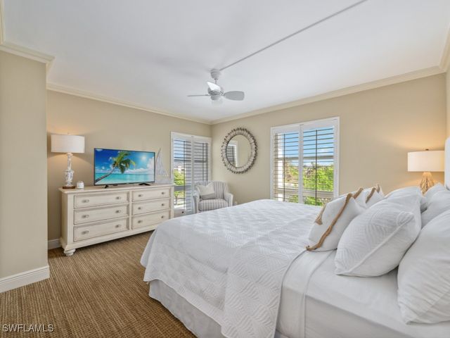 300 Park Shore DR 5A, Naples, FL 34103