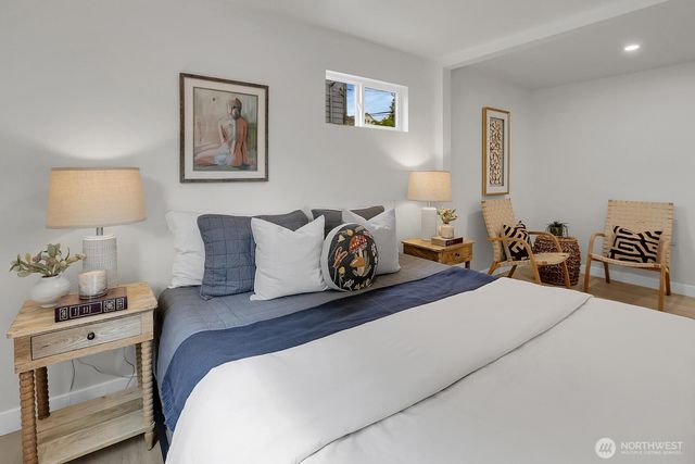 8421 39th Avenue SW, Seattle, WA 98136