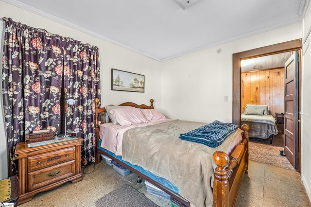 215 Virginia Avenue, Greenville, SC 29611