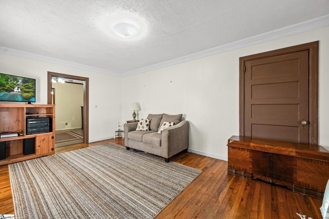 215 Virginia Avenue, Greenville, SC 29611