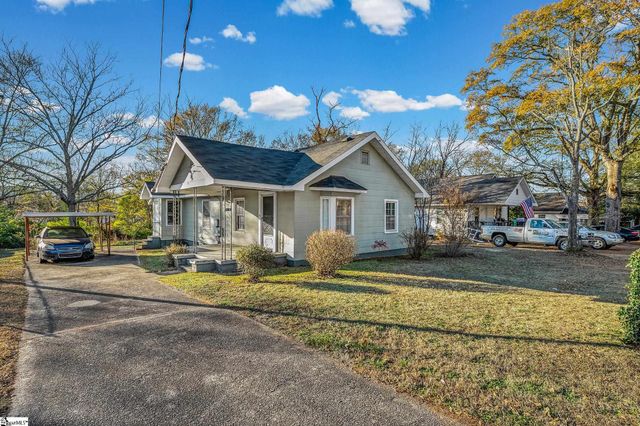 215 Virginia Avenue, Greenville, SC 29611