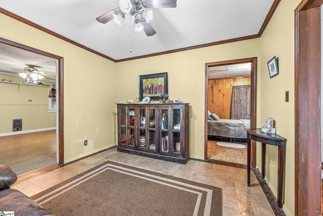 215 Virginia Avenue, Greenville, SC 29611