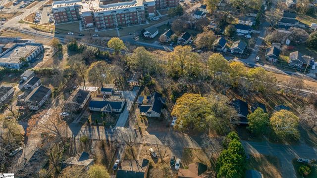 215 Virginia Avenue, Greenville, SC 29611