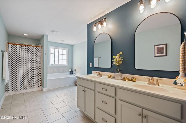 3105 S Rocklund Court, Wilmington, NC 28409