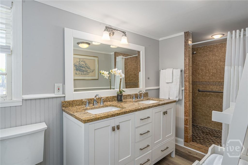 Image 25 of property listing at 1115 Jones Avenue, Tybee Island, GA 31328