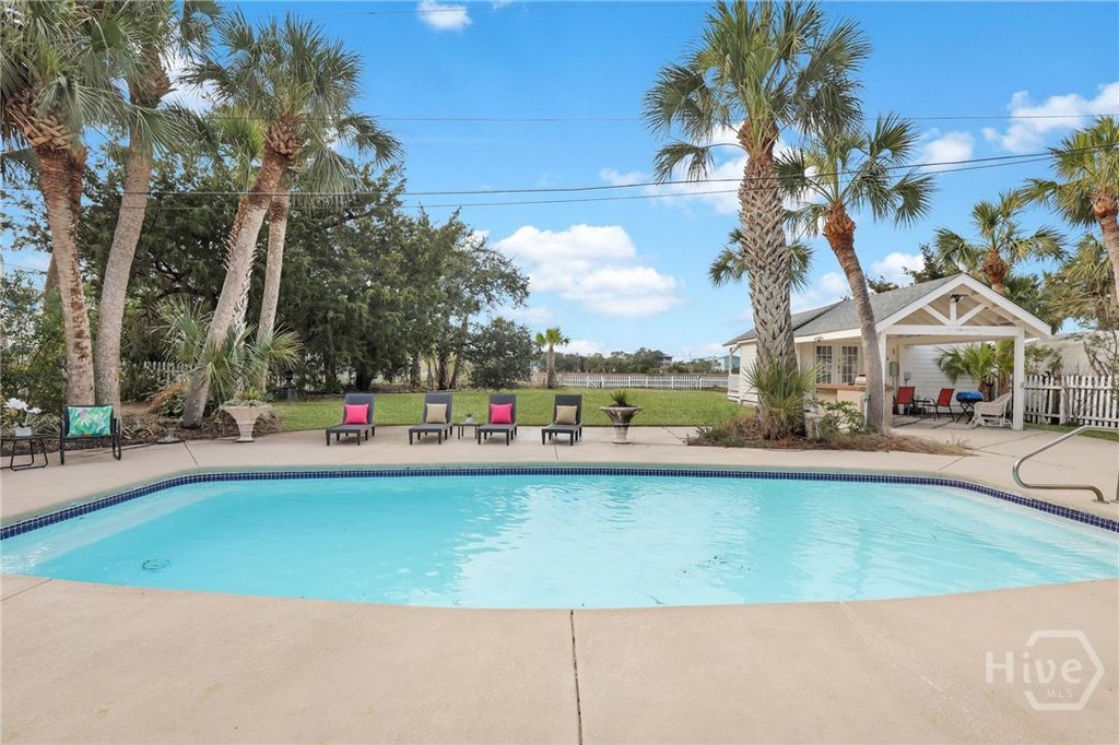 Image 41 of property listing at 1115 Jones Avenue, Tybee Island, GA 31328