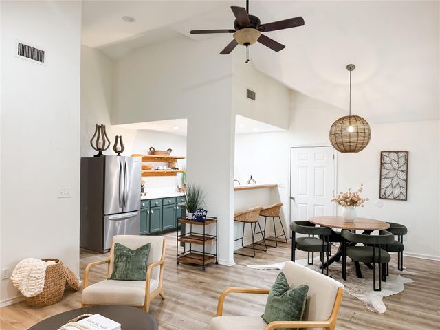 904 Ewing Street, Brenham, TX 77833