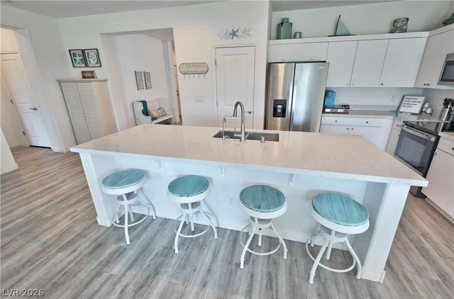 5675 East La Campana Drive, Pahrump, NV 89061