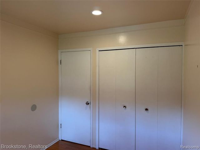 8401 18 Mile Road 241, Sterling Heights, MI 48313