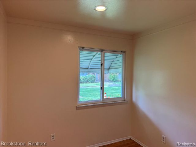 8401 18 Mile Road 241, Sterling Heights, MI 48313