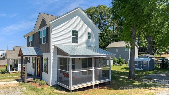 174 Gettys Street, Forest City, NC 28043