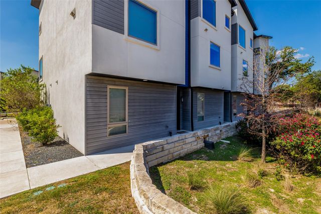 1417 Kramer LN 9, Austin, TX 78758