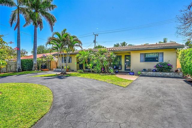 2200 NE 54TH Street East, Fort Lauderdale, FL 33308