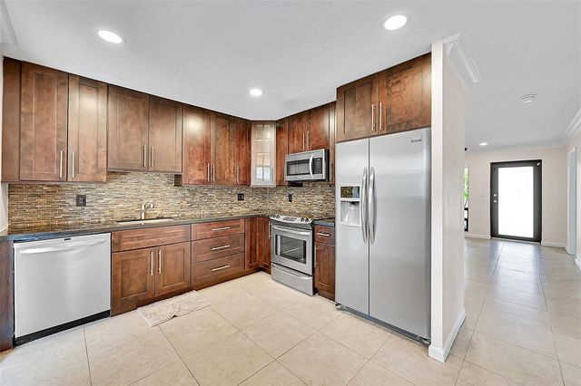2200 NE 54TH Street East, Fort Lauderdale, FL 33308