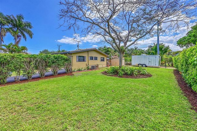 2200 NE 54TH Street East, Fort Lauderdale, FL 33308