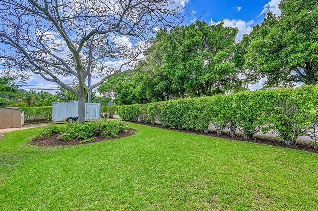 2200 NE 54TH Street East, Fort Lauderdale, FL 33308