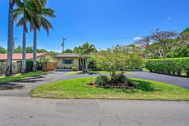 2200 NE 54TH Street East, Fort Lauderdale, FL 33308