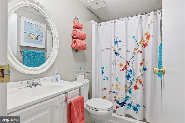 508 WILLOW LN, North Wales, PA 19454