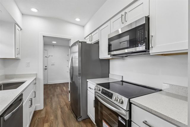 2912 JOYANN STREET, Orlando, FL 32810